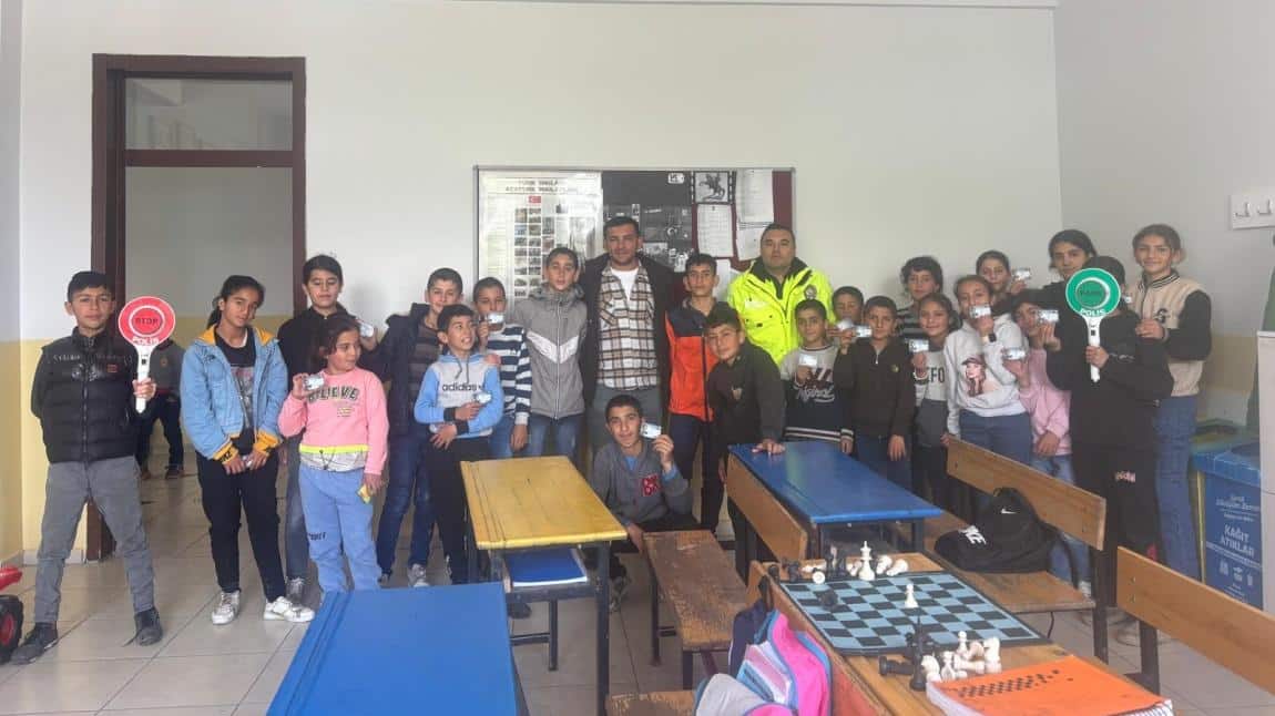 TRAFİKTE BİLİNÇLİ BİREYLER